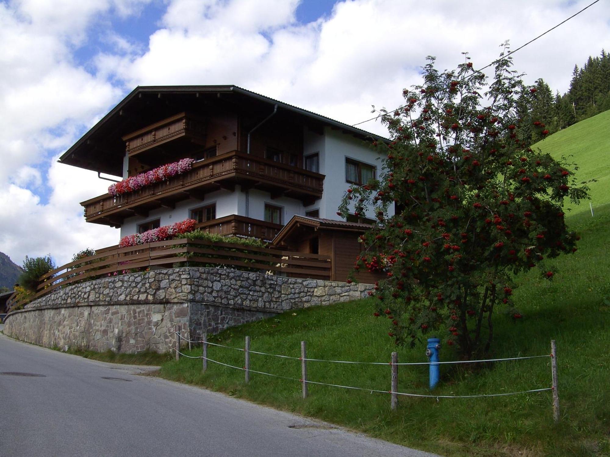 Haus Schoeser Hippach Eksteriør bilde
